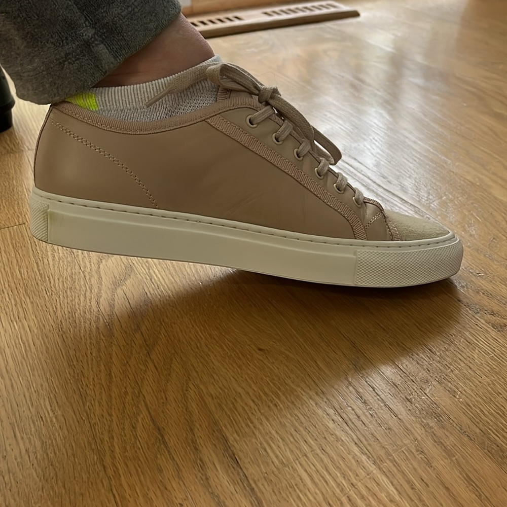 🌺 Woman by Common Projects Shoes - Picture 4 of 16